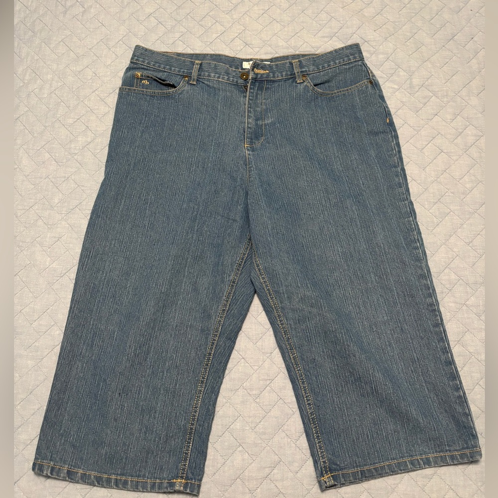 Christopher & Banks Petite Blue Capri Jeans